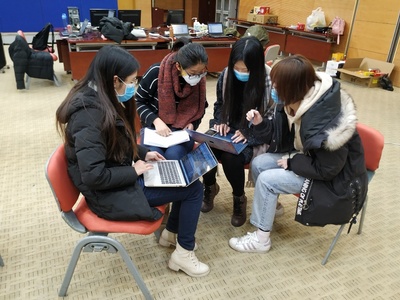 &ldquo;教育系統(tǒng)抗疫斗爭(zhēng)偉大實(shí)踐影像、海報(bào)展&rdquo;高校巡回展站走進(jìn)北大