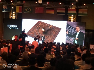 雨鴿公司為中外古董產(chǎn)品同聲傳譯服務(wù)